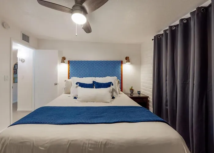 Cozy, 2 Bedroom 1 Ba, Remodeled, Central, Spotless Apartment Tucson